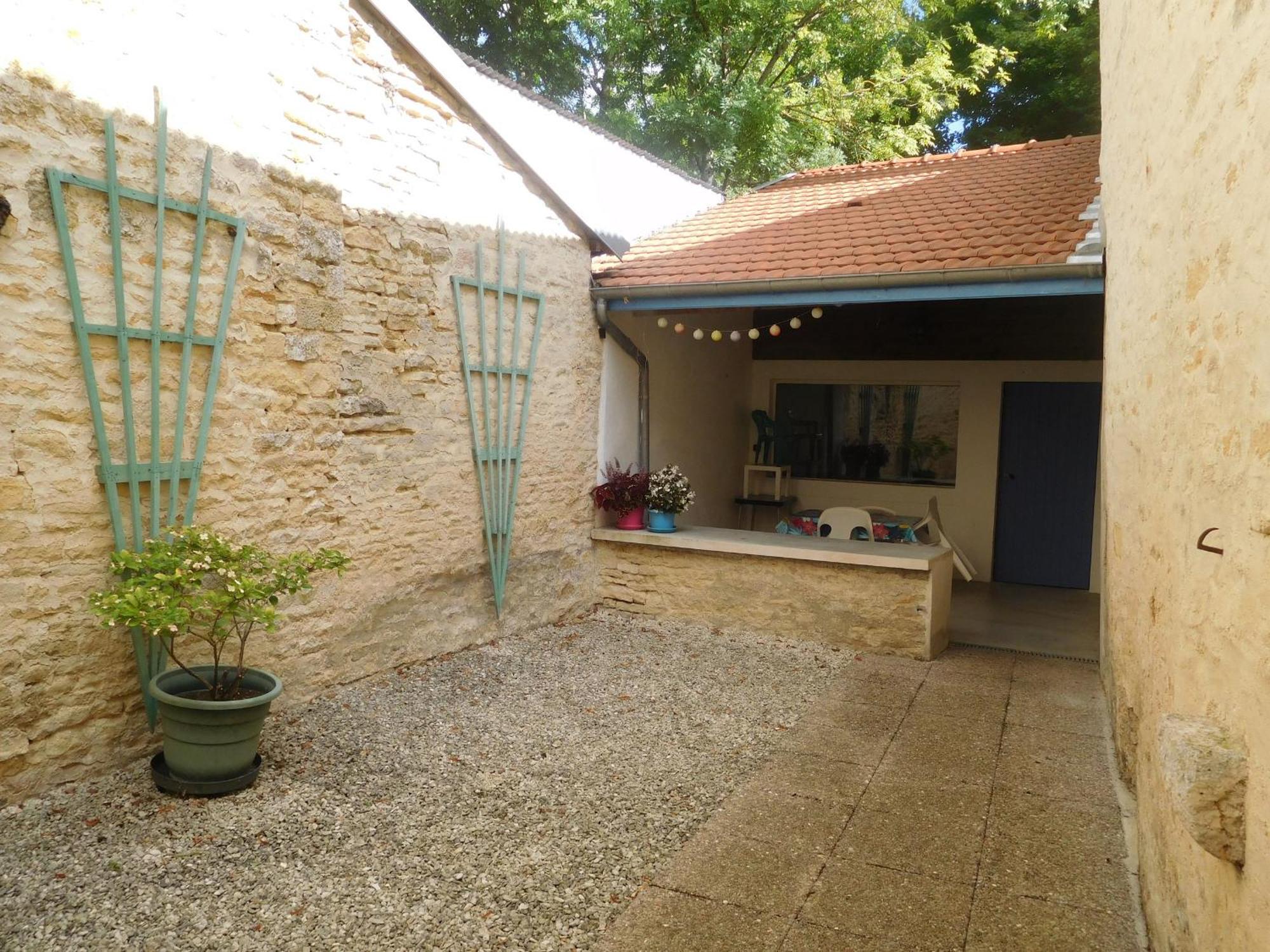 Charmant Gite Au Coeur De Chateauvillain Avec Terrasse Et Balades En Foret - Fr-1-611-10 Ngoại thất bức ảnh